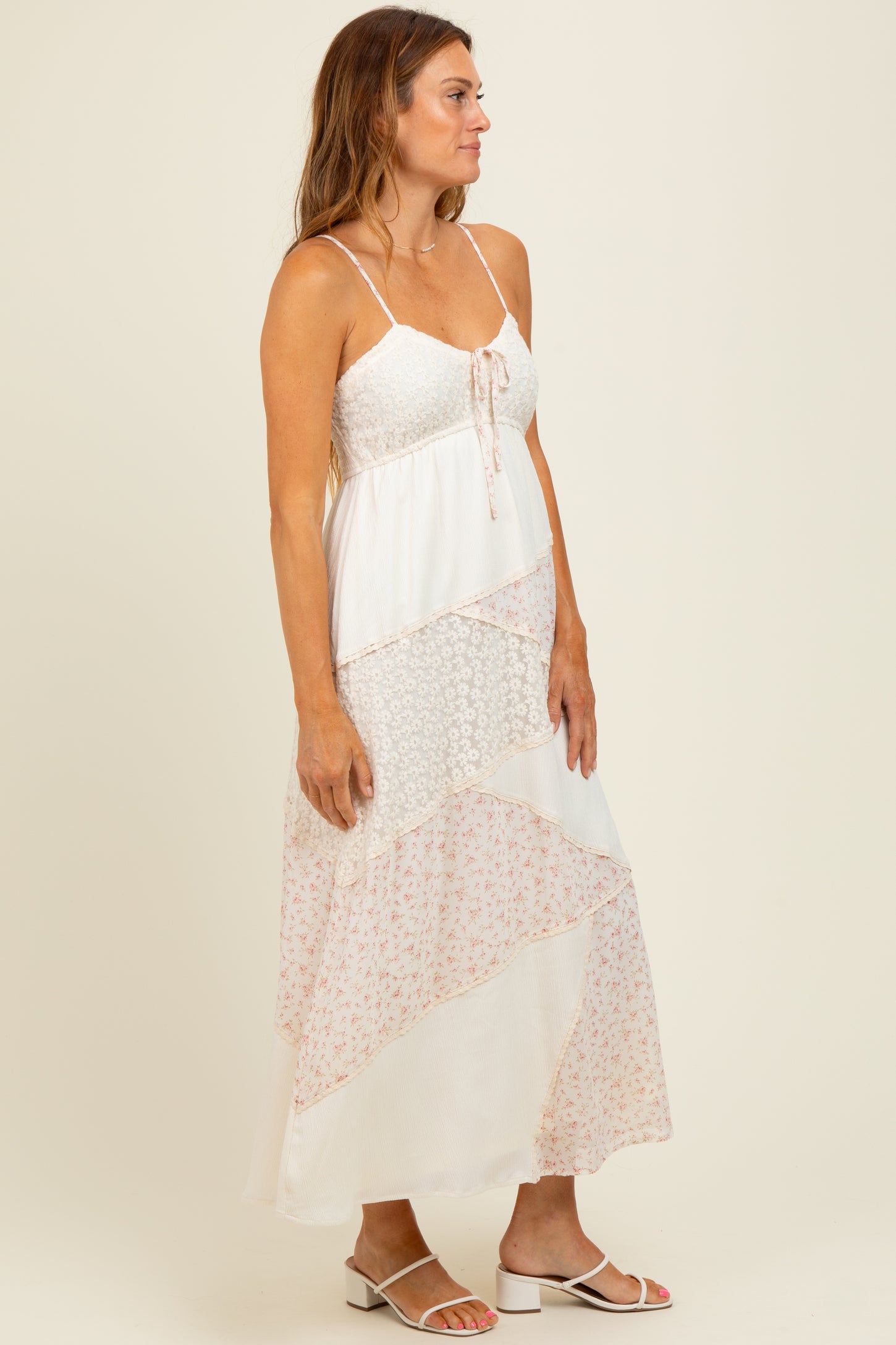 Cream Floral Sweetheart Neck Midi Dress