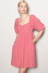 Mauve Sweetheart Neckline Puff Sleeve Maternity Dress