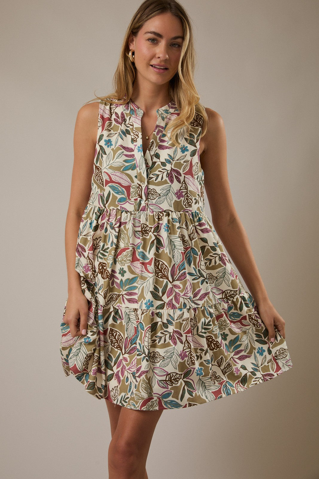 Multicolor Leaf Print Sleeveless Tiered Dress