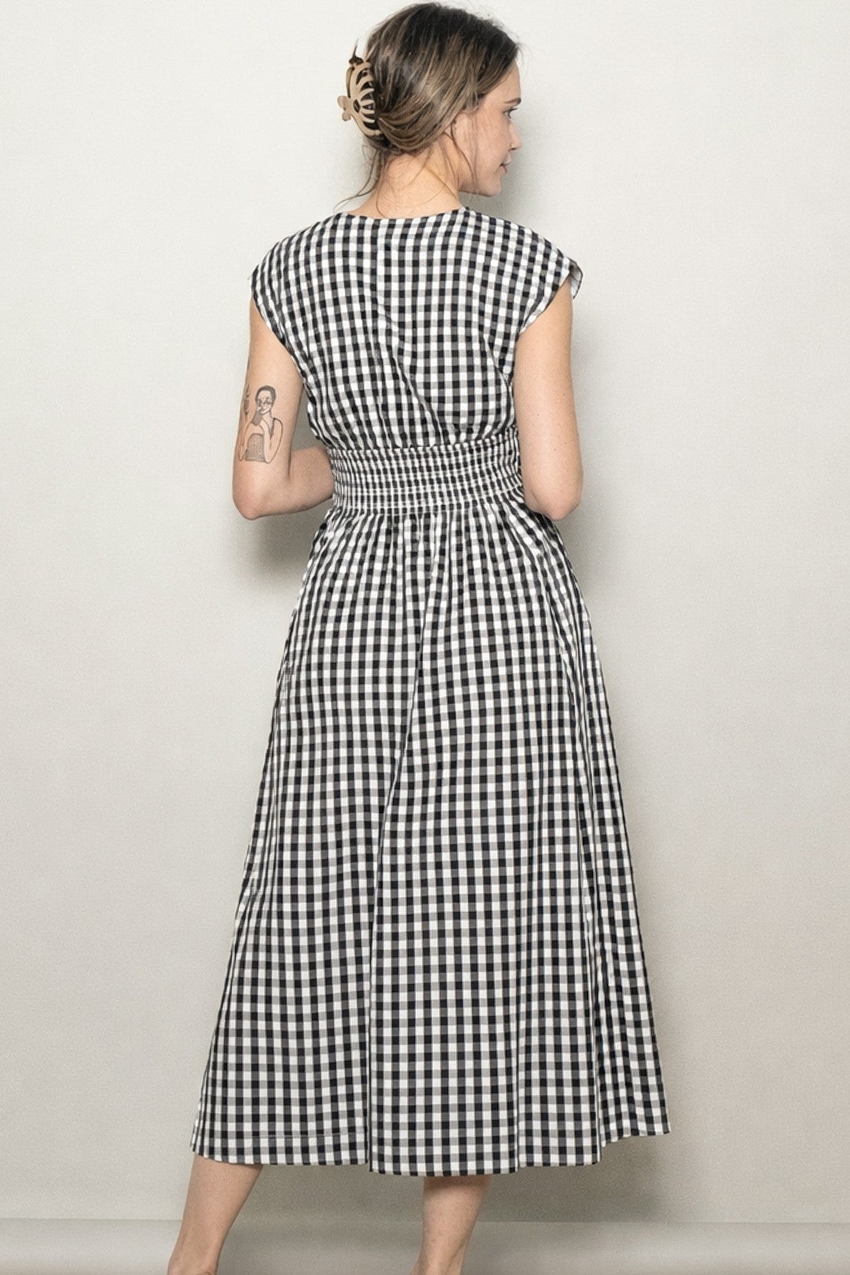 Black Gingham Twist Front Midi Dress