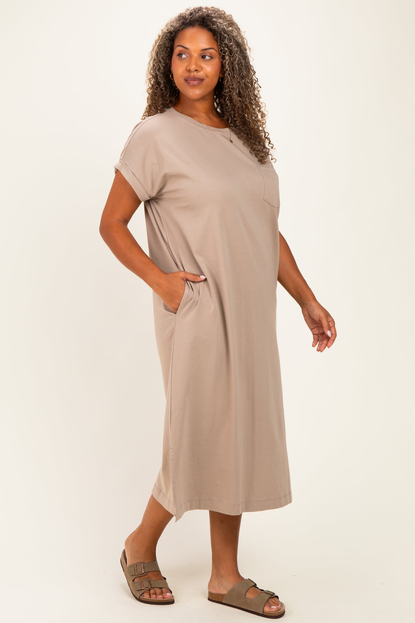 Mocha Plus Round Neck Short Sleeve Midi Dress