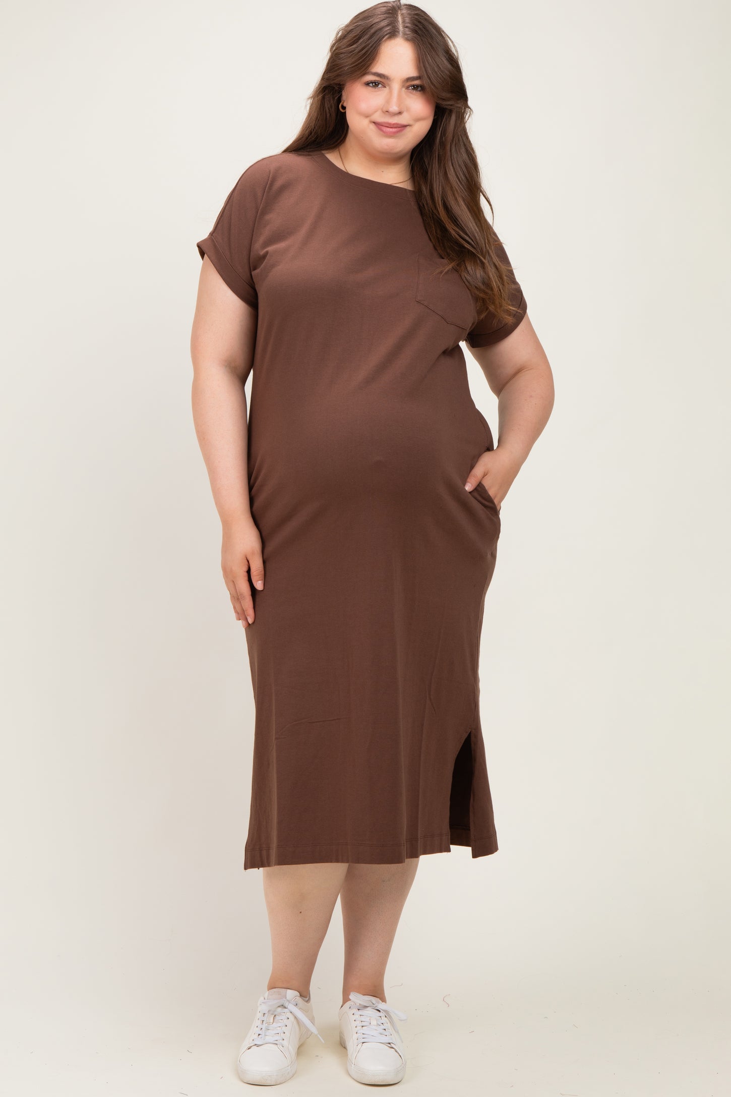 Brown Plus Round Neck Short Sleeve Maternity Midi Dress