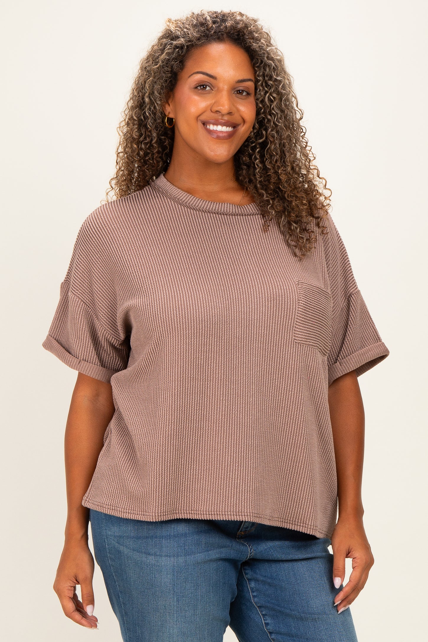 Mocha Plus Raised Rib Short Sleeve Front Pocket Top