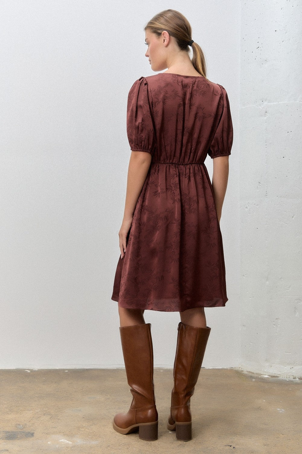Brown Short Sleeve Lace Trim Dress