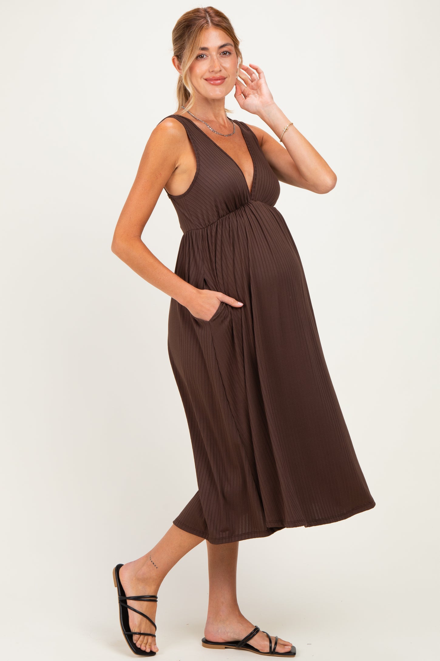 Brown Sleeveless Ribbed Knit A-Line Maternity Midi Dress
