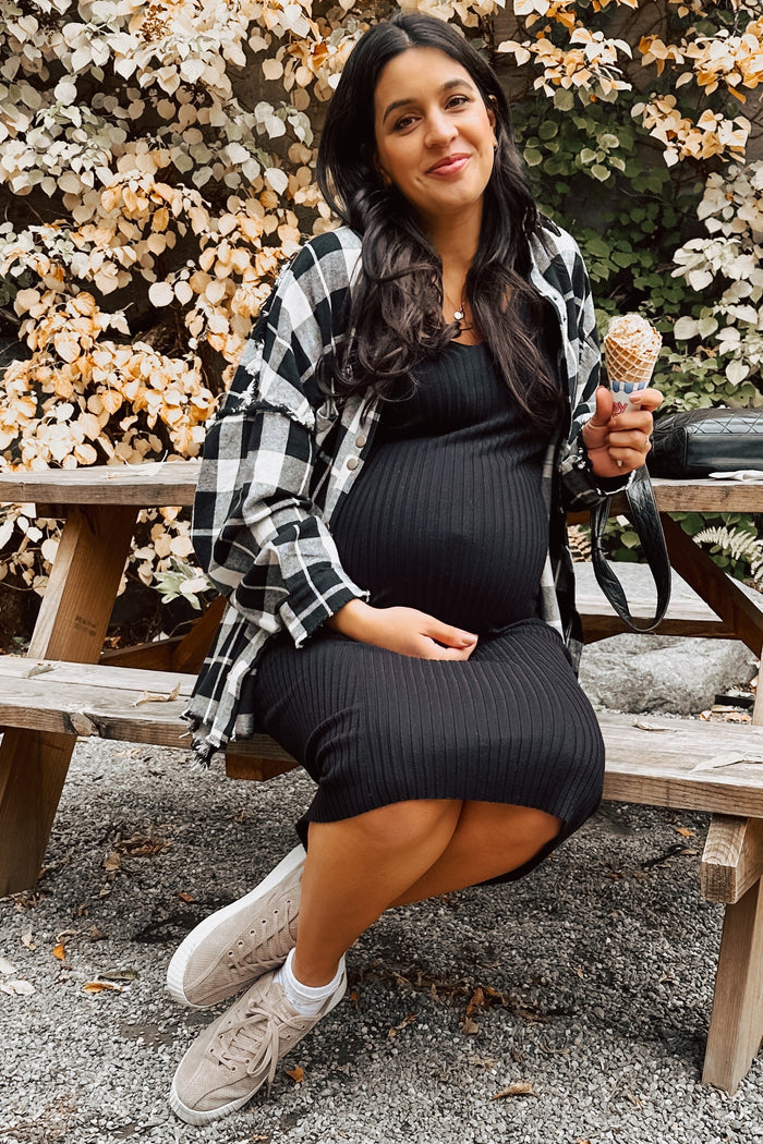 Black Ribbed Sleeveless Knit Maternity Midi Dress