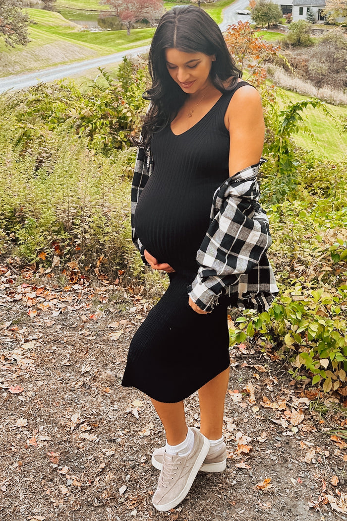 Black Ribbed Sleeveless Knit Maternity Midi Dress